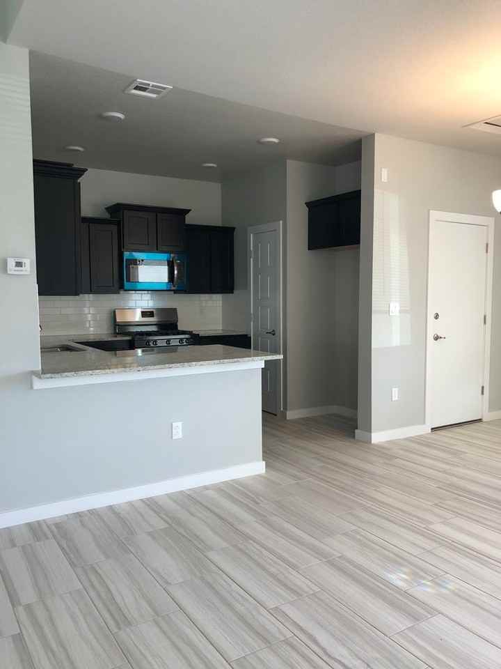 15125 Design Ct - Photo 5 of 9