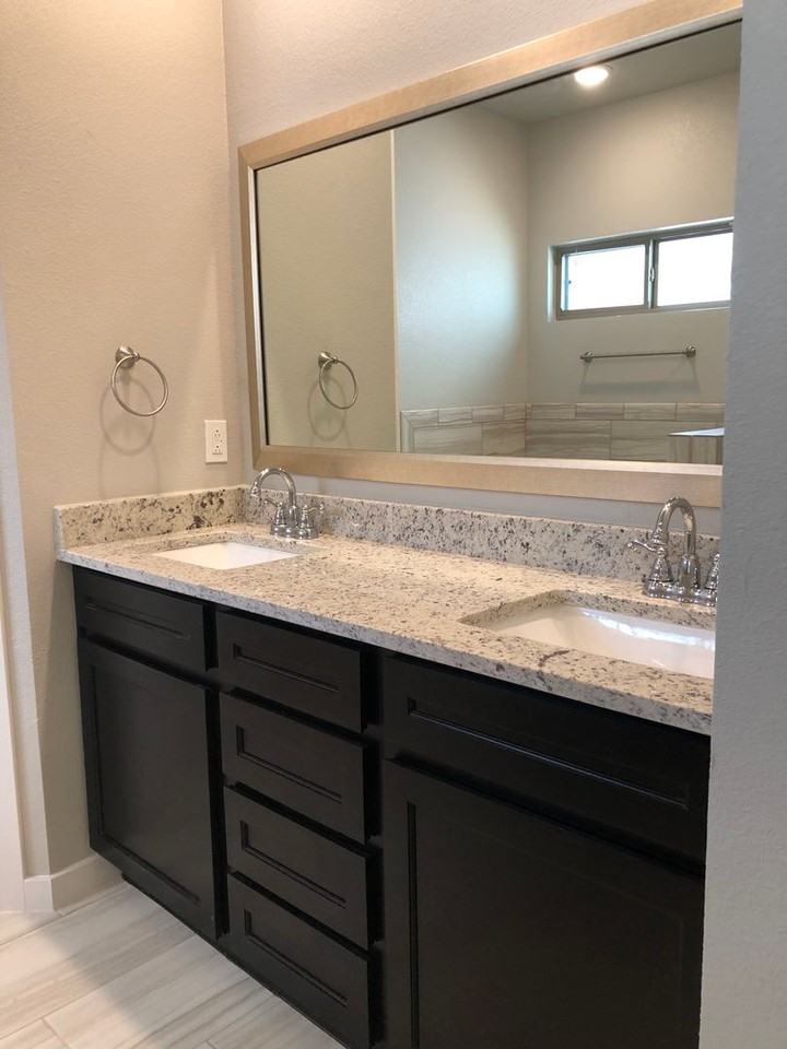 15125 Design Ct - Photo 7 of 9