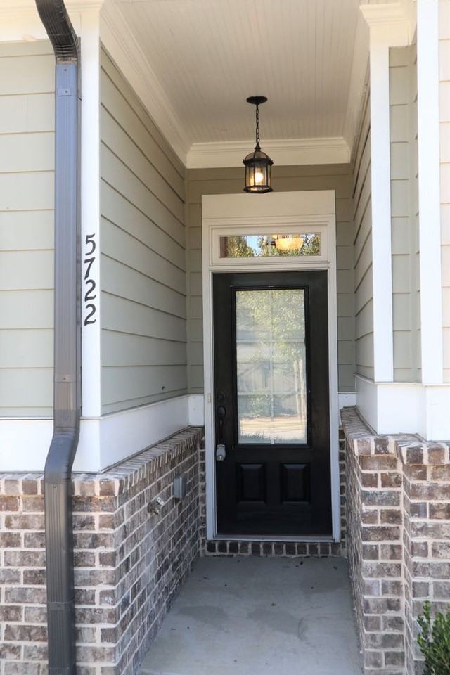 5722 Taylor Way - Photo 2 of 19