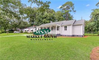 featured image of 326 Columbus Dr