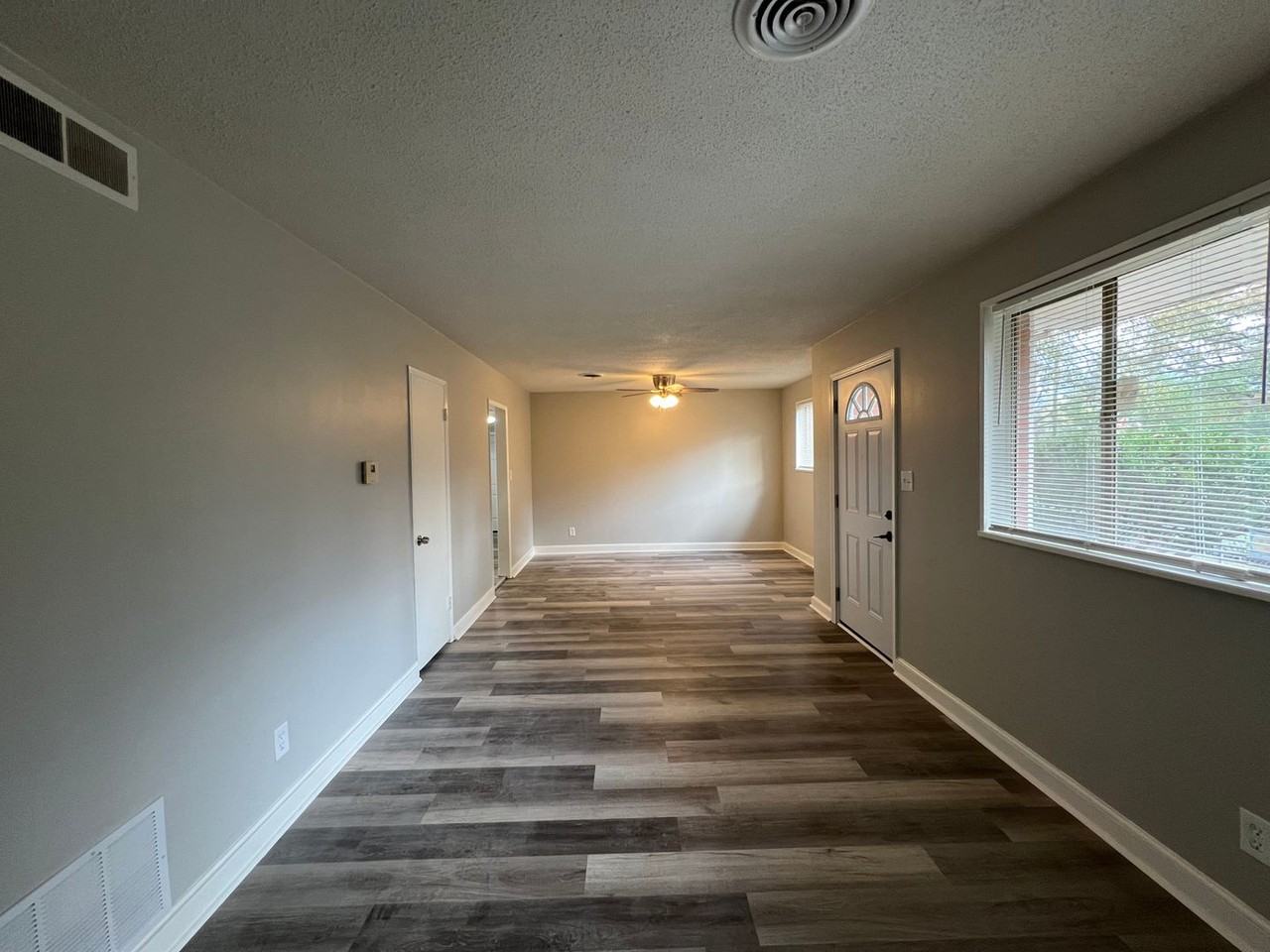 3608 Willow Lane Dr - Photo 7 of 19