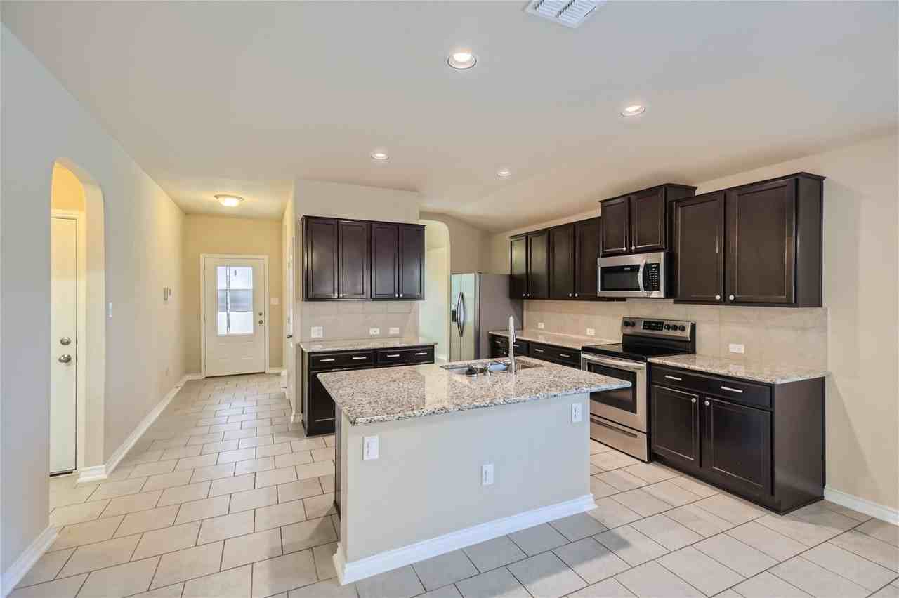 8006 Pandora Star - Photo 5 of 25