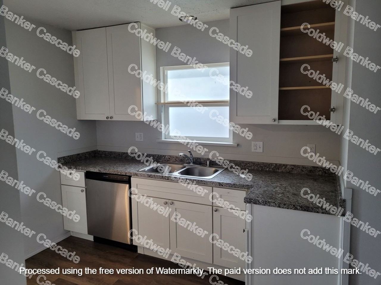 306 18th Ave - Photo 3 of 9