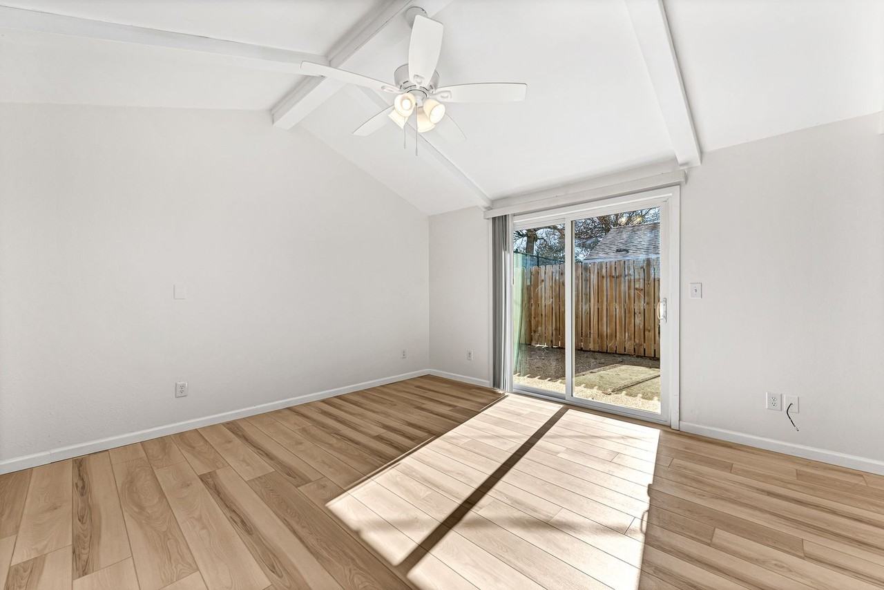 14793 Dutchmans Dr - Photo 7 of 24