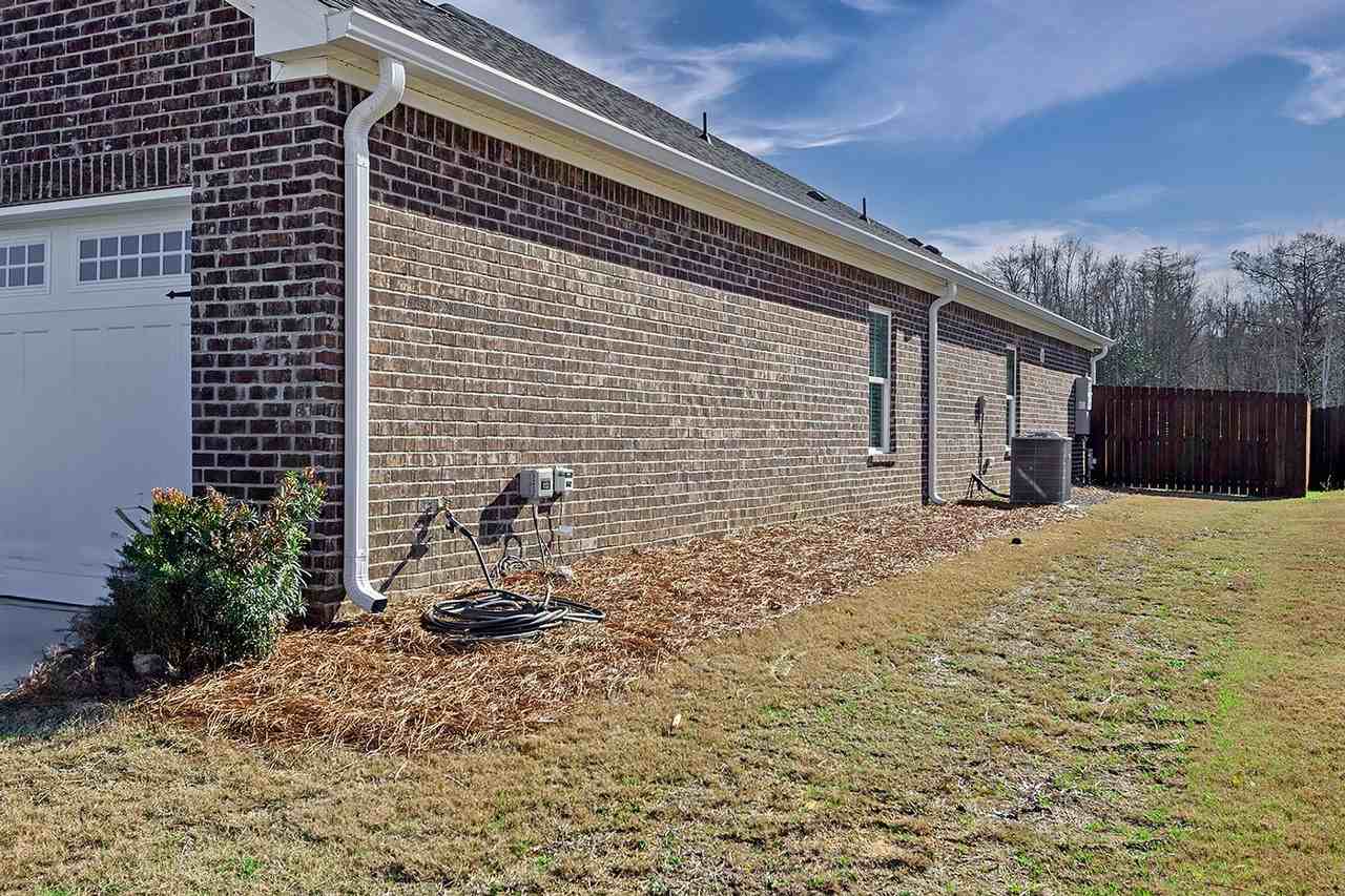 53 Ann James Dr - Photo 3 of 25