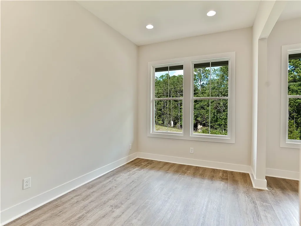 606 Cameron Ct - Photo 5 of 23