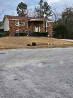 featured image of 2923 Celeste Dr