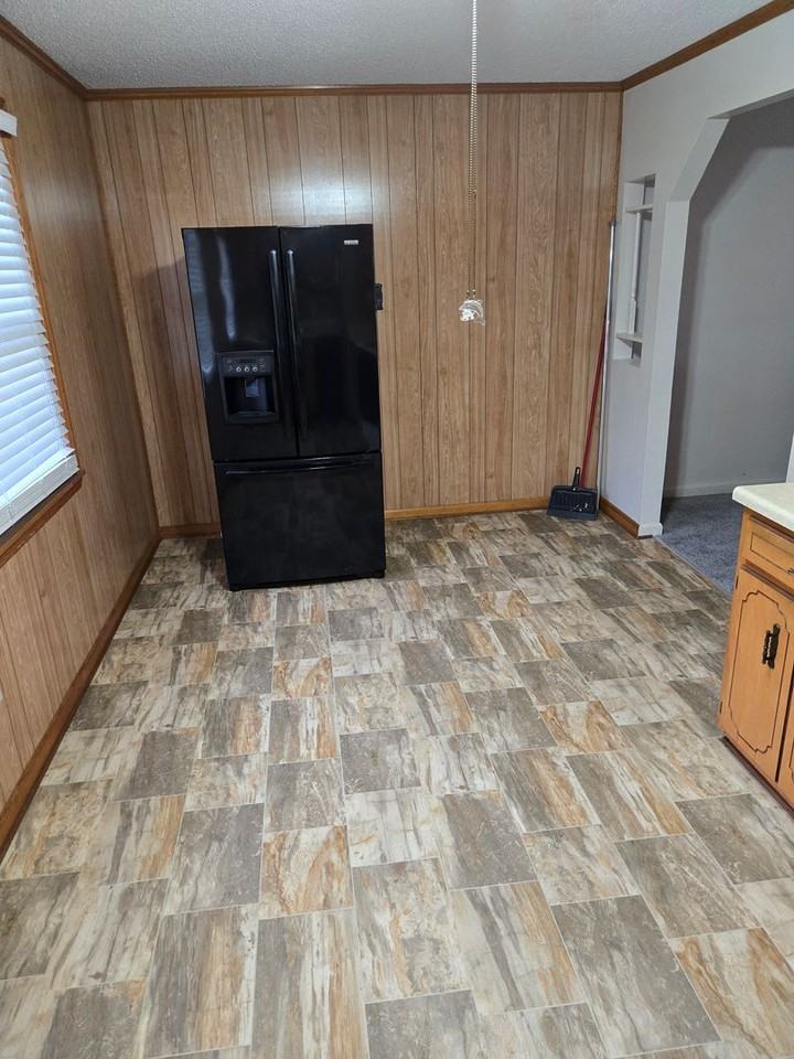 2923 Celeste Dr - Photo 6 of 20