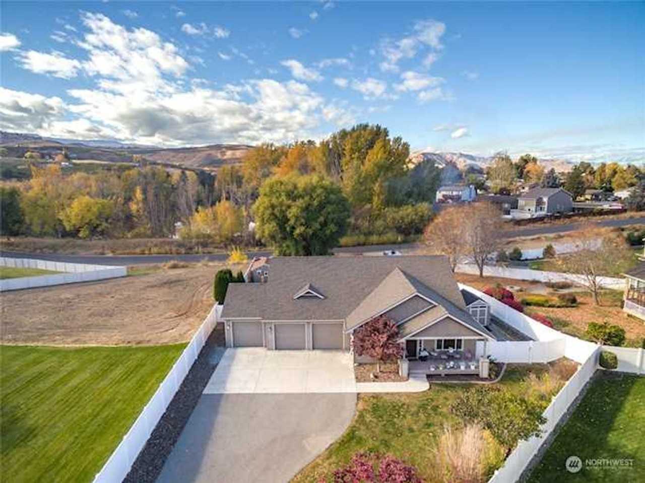 77 John Truett Dr - Photo 3 of 27