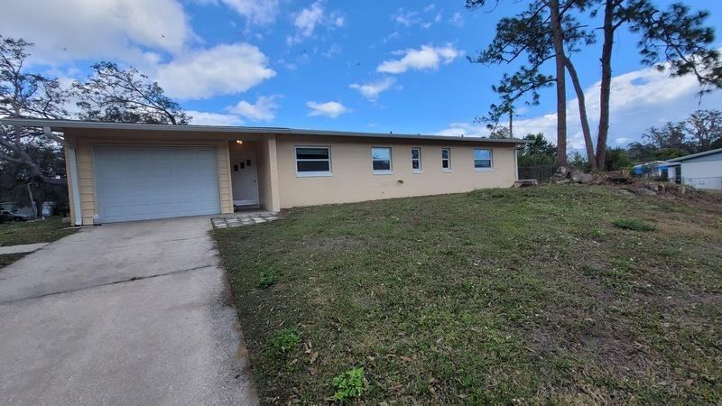 2008 Vaughn St - Photo 4 of 21