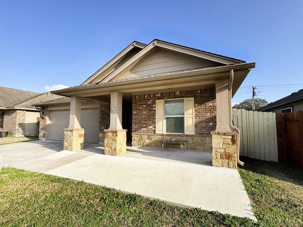 241 Cobble Stone Ct - Photo 2 of 26