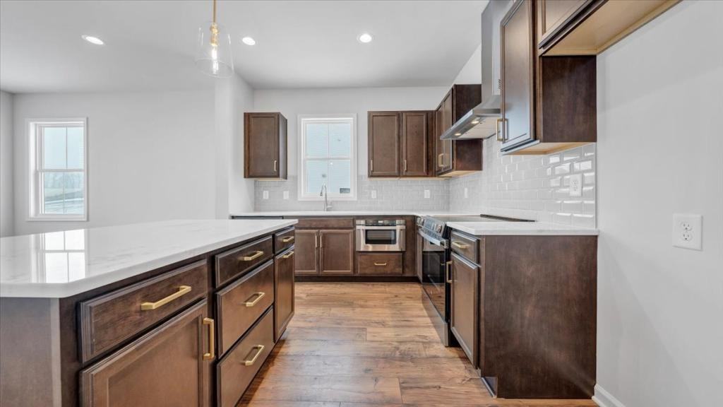 1999 Kyles Way - Photo 4 of 39