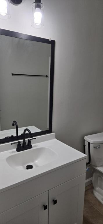 11011 Park Rd - Photo 5 of 14