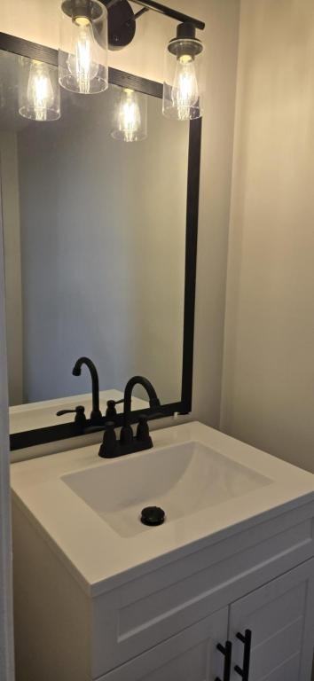 11011 Park Rd - Photo 7 of 14