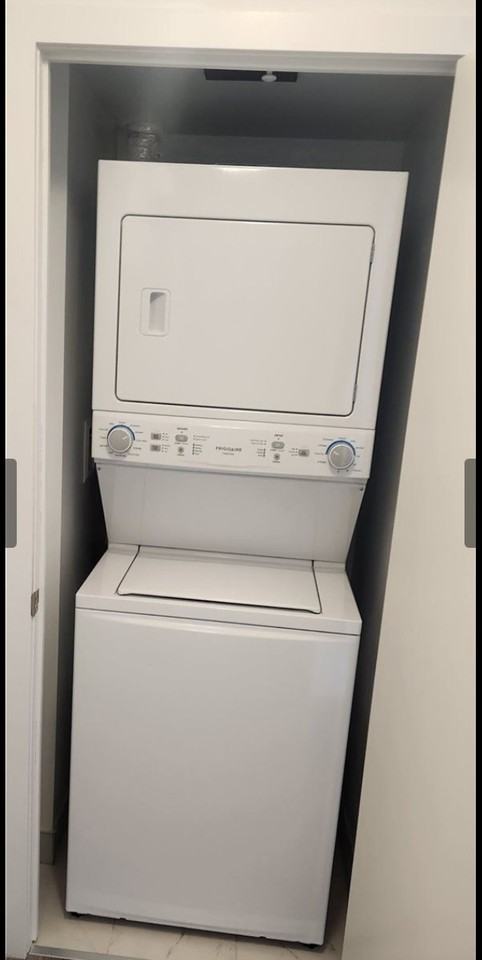 1480 Bayly Street #1401 - Photo 7 of 9