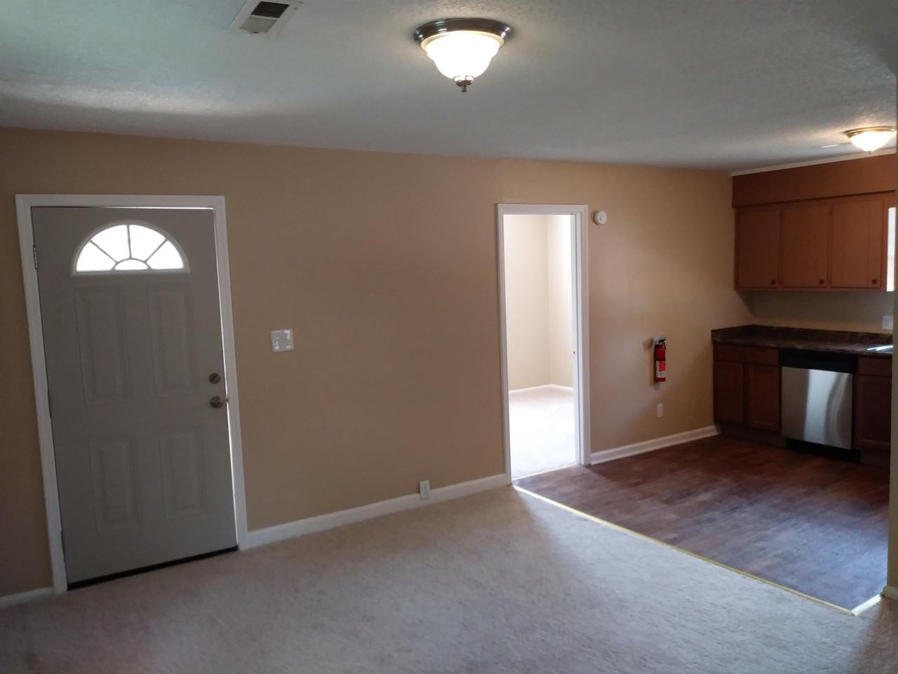 7506 Jennings St #B - Photo 2 of 7