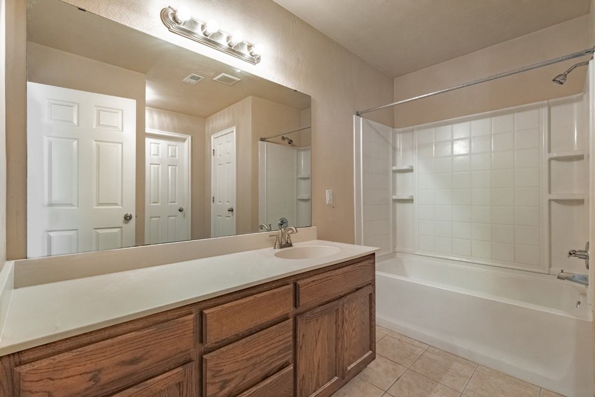 2309 Nw 176th St - Photo 3 of 21