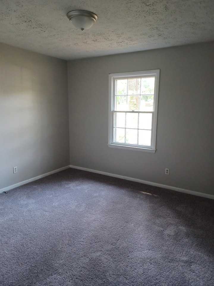 7450 Philippi Church Rd - Photo 2 of 28