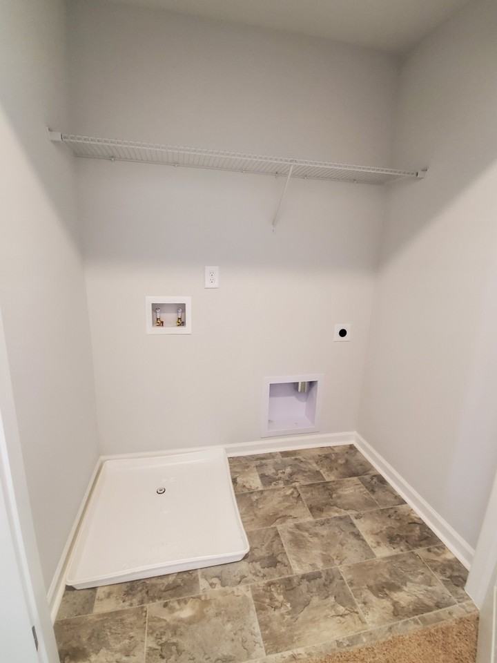 603 Clifford Hts #1 - Photo 4 of 15