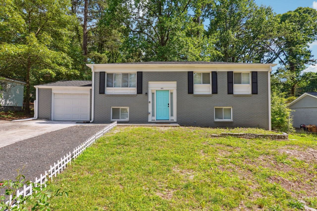 Private Bedroom For Professional (Bedroom #6 - Photo 6 of 12