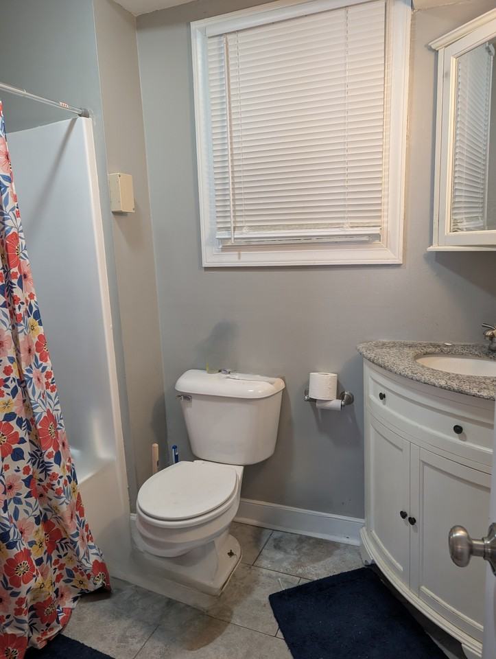 2115 E Marshall St - Photo 6 of 26