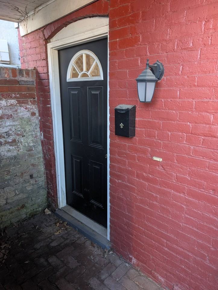 2115 E Marshall St - Photo 7 of 26