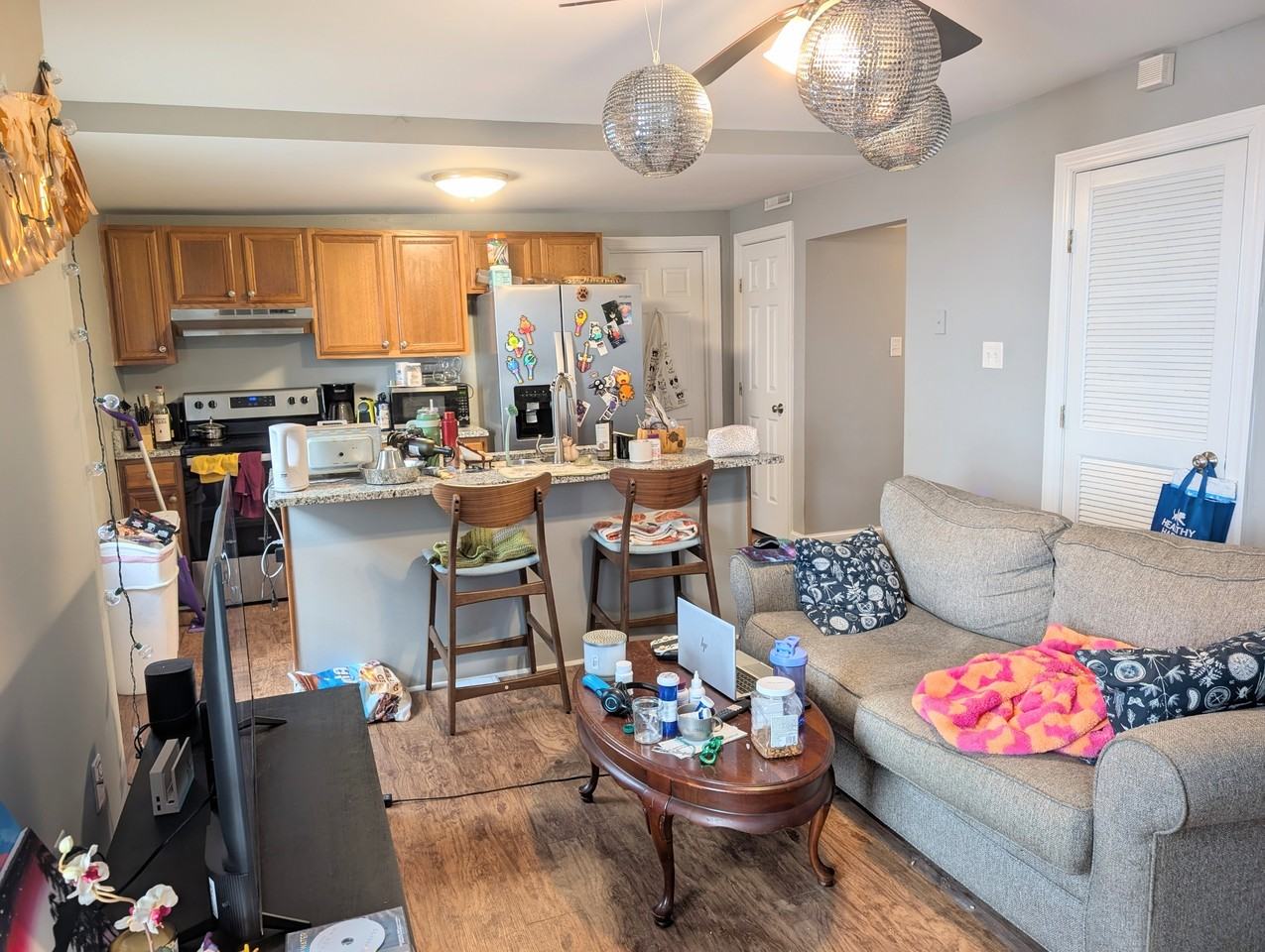 2115 E Marshall St - Photo 2 of 26
