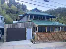 featured image of 124 Central Main St