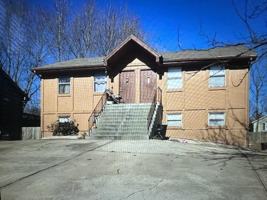 featured image of 8608 Nw 83rd St #D