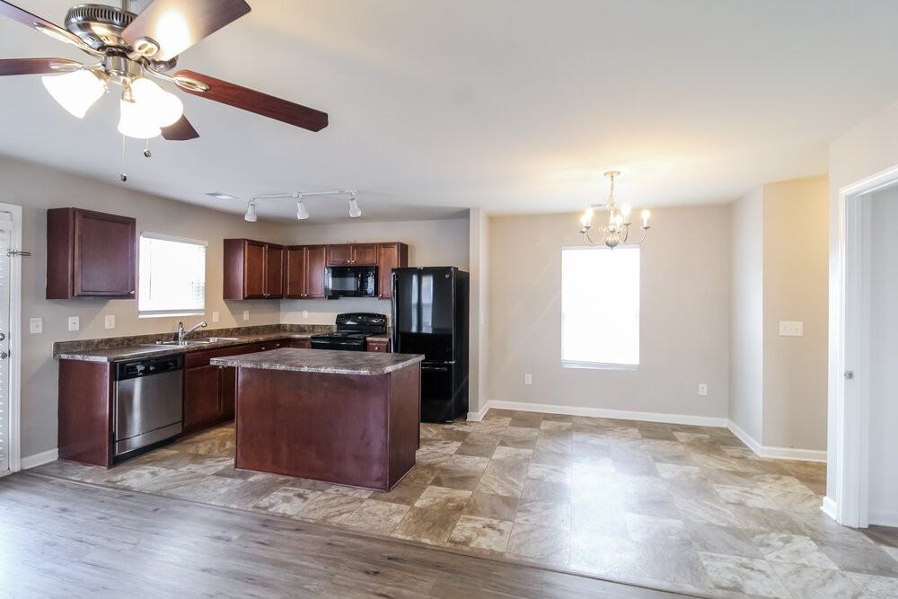 22 Everett Cir - Photo 6 of 17