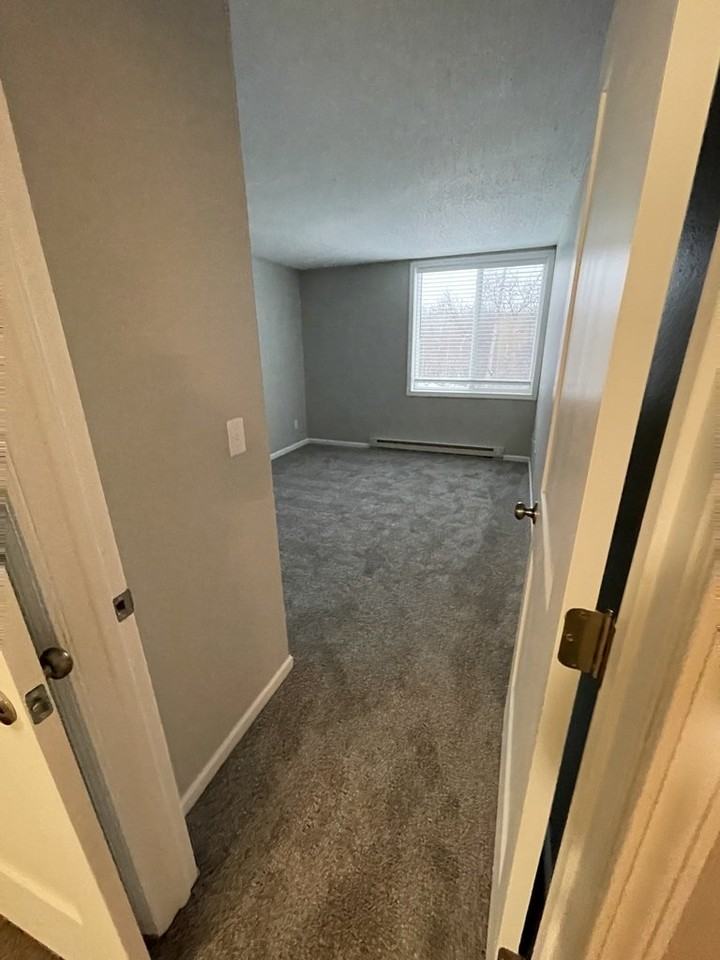 340 15th Ave W #225 - Photo 7 of 16