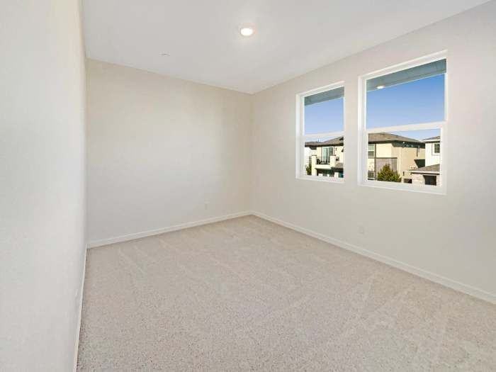 2957 Honey Opal Ave - Photo 2 of 22