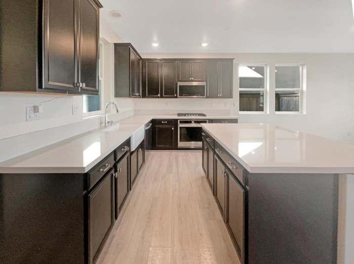 2957 Honey Opal Ave - Photo 3 of 22