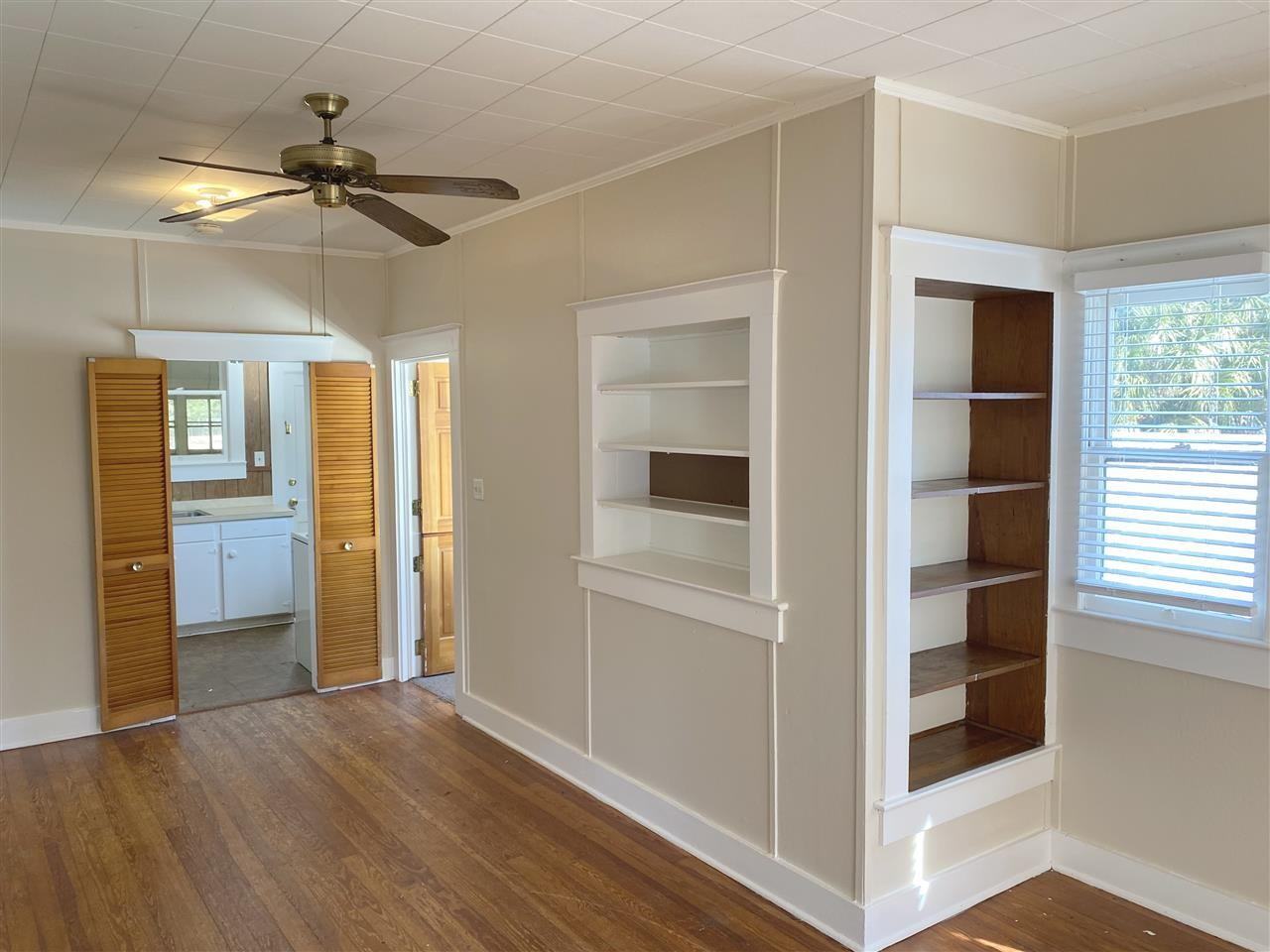 138A Oviedo St - Photo 6 of 17