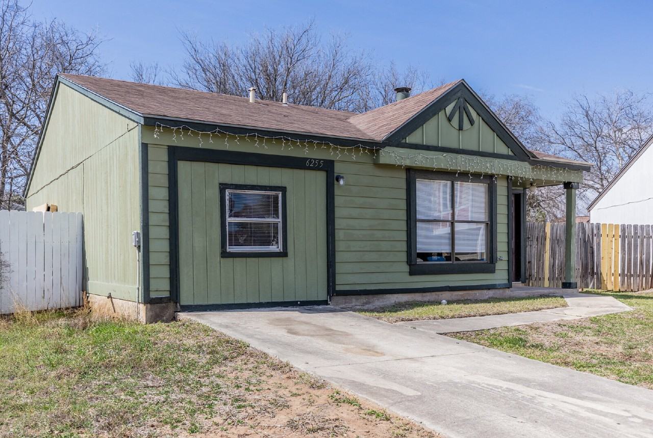 6255 Valley Knight - Photo 3 of 32