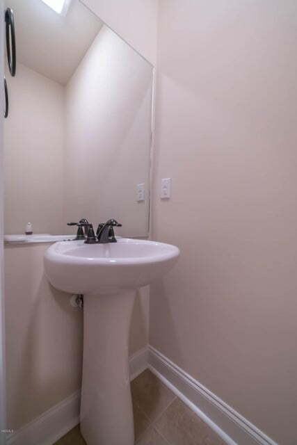 875 Reunion Place Cir - Photo 3 of 14