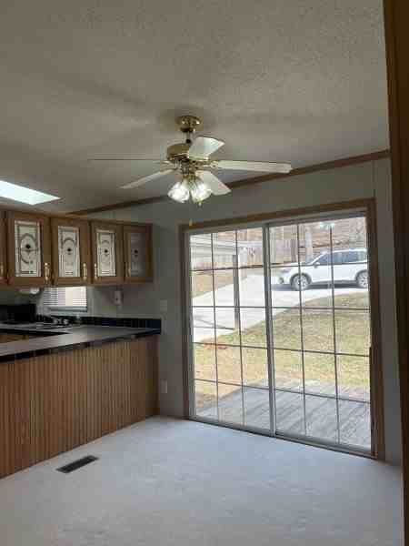 379 Laurel Rd - Photo 3 of 14