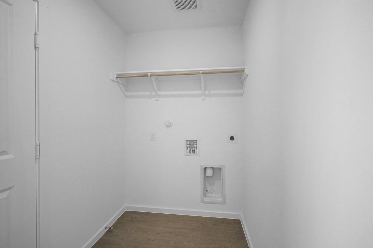 1442 Mira Ml - Photo 3 of 32