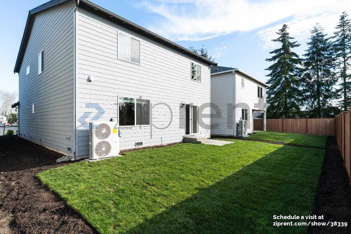 9578 7th Ave Se - Photo 3 of 28