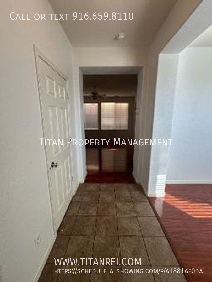 4372 Anatolia Dr - Photo 3 of 24