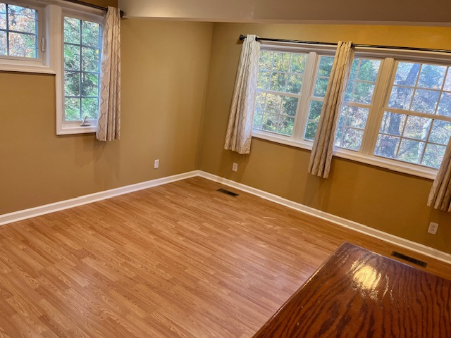 2115 Tarleton Dr - Photo 2 of 33