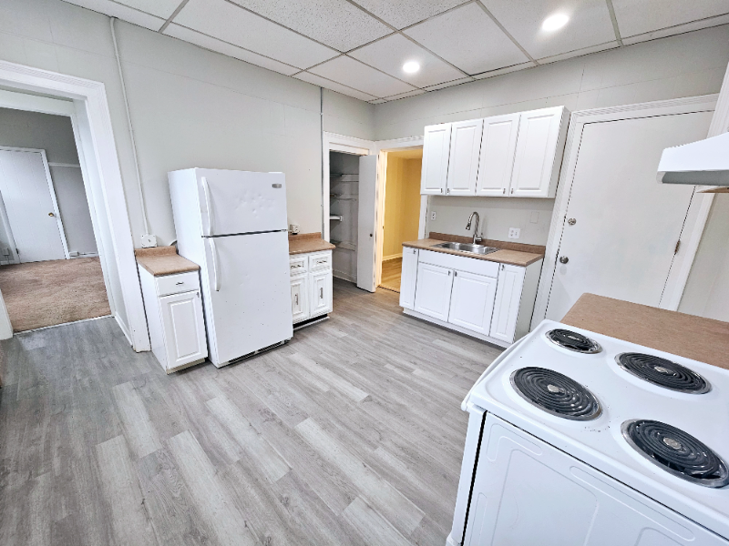 100 Nanticoke Ave #1 - Photo 2 of 12