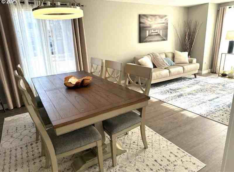 17412 Se 28th St - Photo 4 of 42