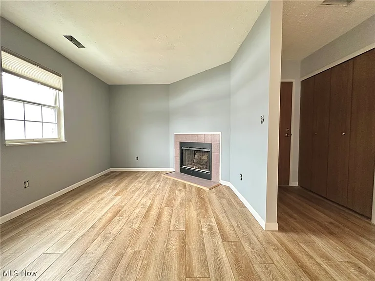 1150 Tollis Pkwy #315 - Photo 5 of 20