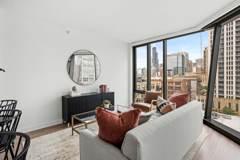 1335 South Michigan Avenue - Photo 5 of 19