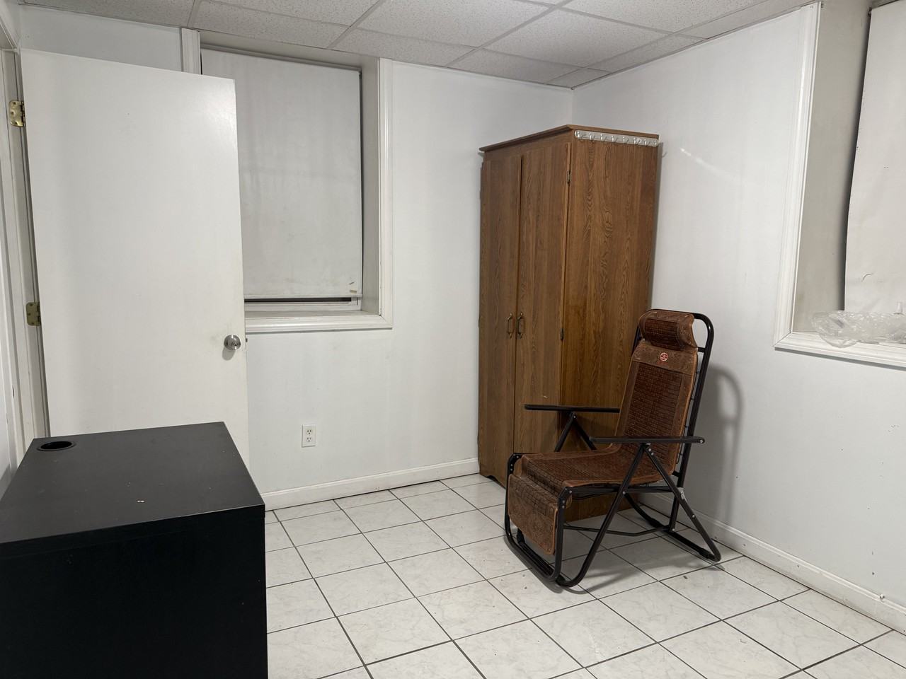 140 Presidents Ln #B1 - Photo 4 of 7