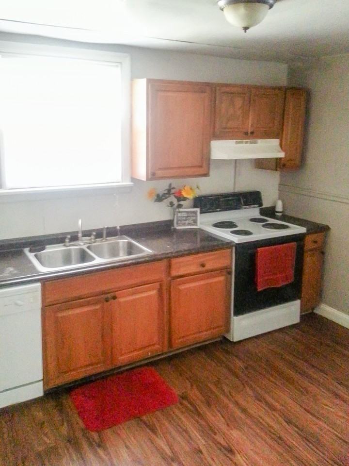 1231 Greystone Ave #NA - Photo 2 of 12