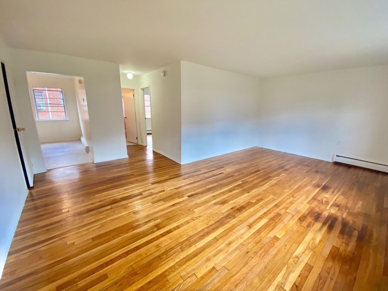 Florence Apartments - Photo 4 of 6