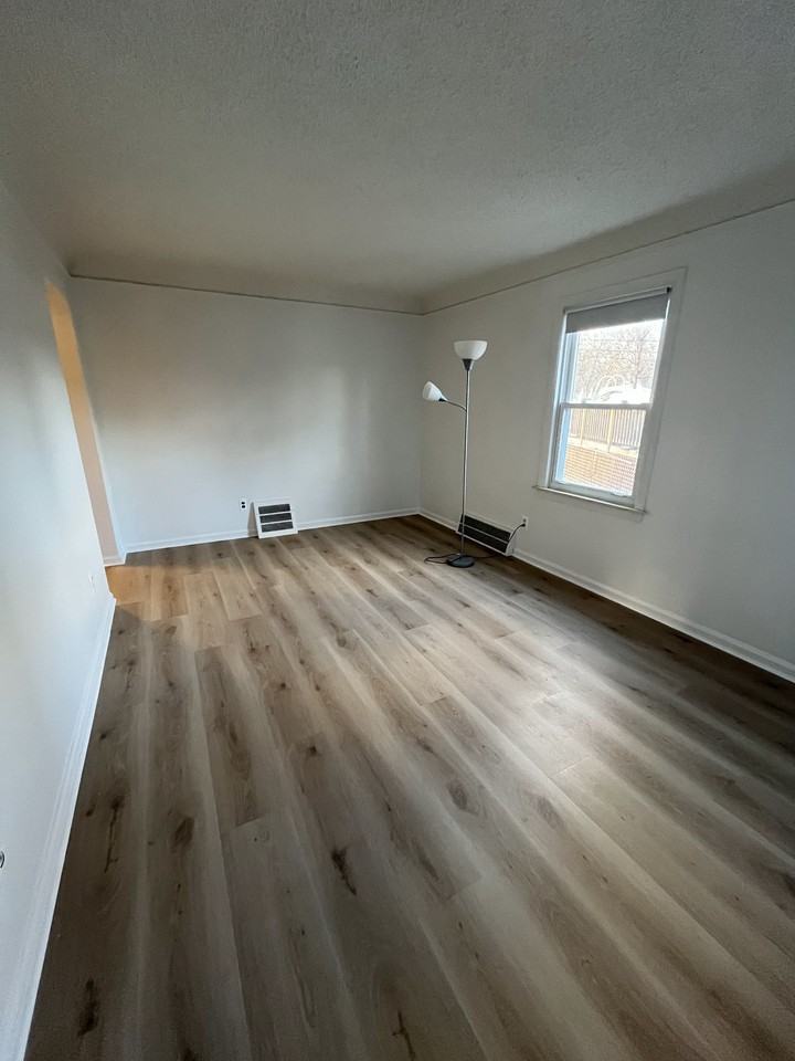 3156 Edgewood St #NA - Photo 2 of 21