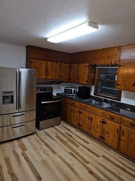 389 Collins Road, Unit Home Unit - Photo 5 of 11